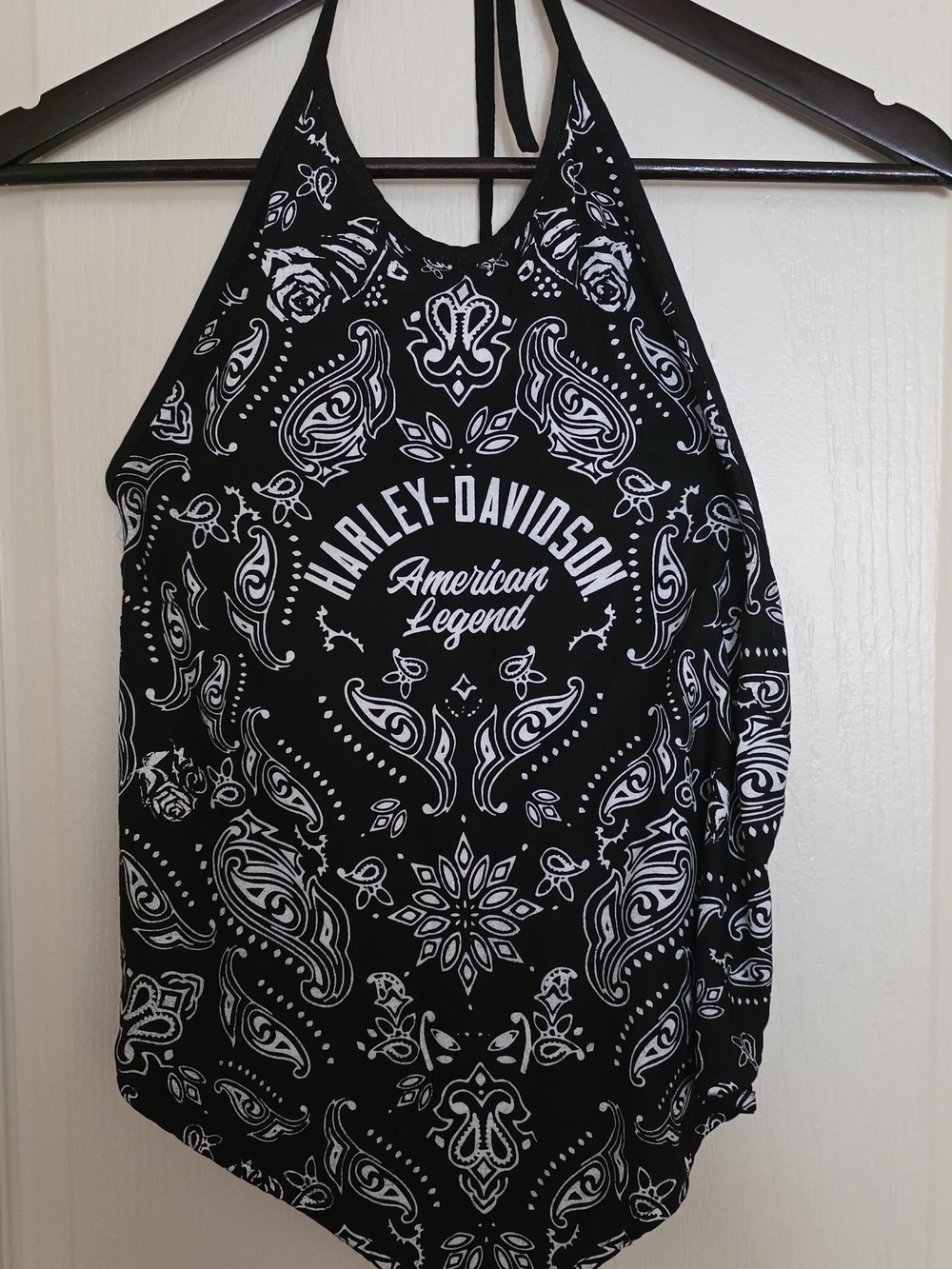 Women's Classic Paisley Bandana Halter - Harley Black & White